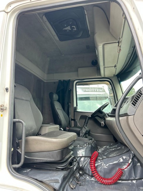 VW 19.330 4x2 2014 