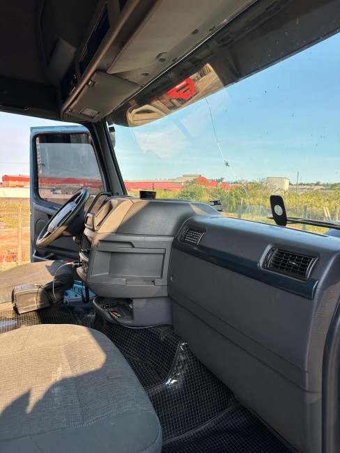 Volvo FH460 4x2 Globetrotter 2014