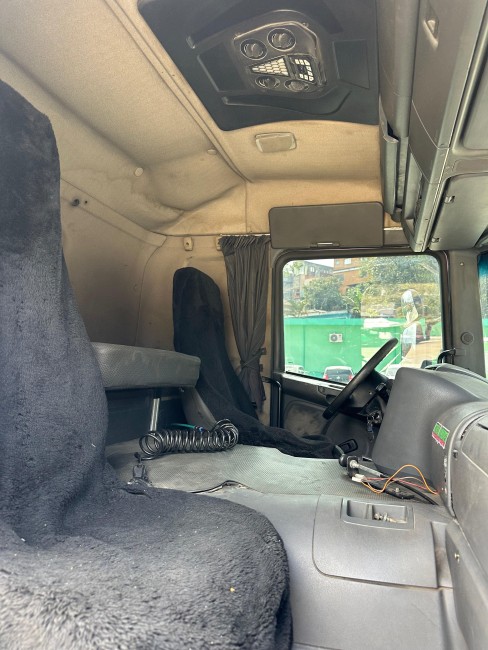 Scania P340 6x2 2011  Caçamba