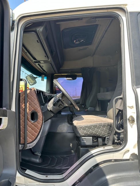 Scania P360 4x2 2013