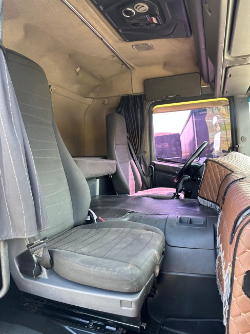 Scania P360 4x2 2013