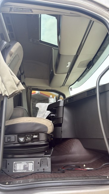 Volvo FH460 6x2 Globetrotter 2016  Ishift 