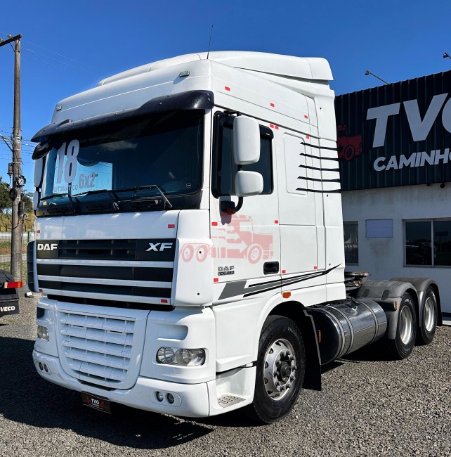 DAF XF 105 FTS 460 6x2 2018