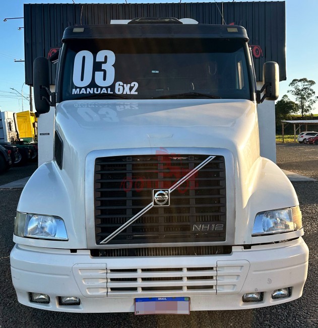 Volvo NH12 380 6x2 2003