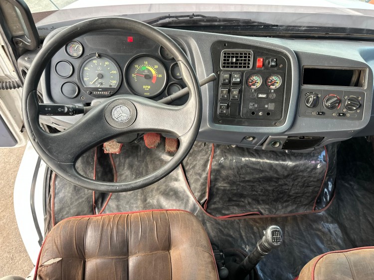 MB 1938 6x2 2002 