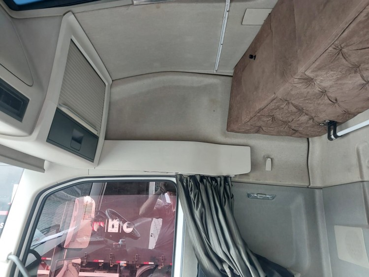 Volvo FH460 6x2 Globetrotter 2020