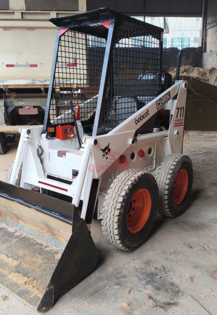 Mini Carregadeira Bobcat 711 1992 