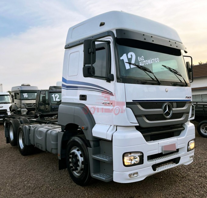 MB Axor 2544 6x2 2012