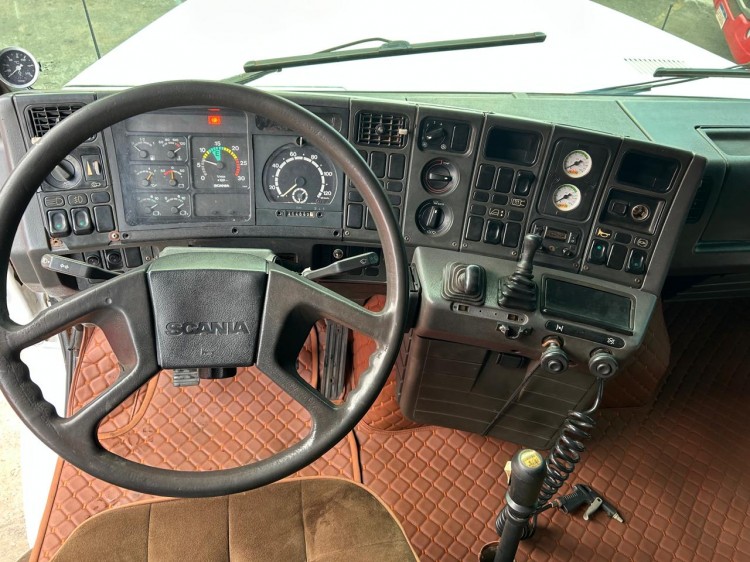 Scania 113 360 6x2 1997