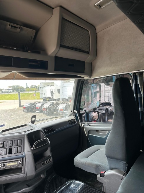 Volvo FH460 4x2 Globetrotter 2014