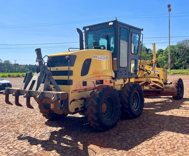 Motoniveladora New Holland RG140B 2009