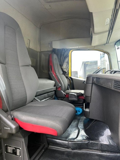Volvo FH460 Globetrotter 6x2 2018