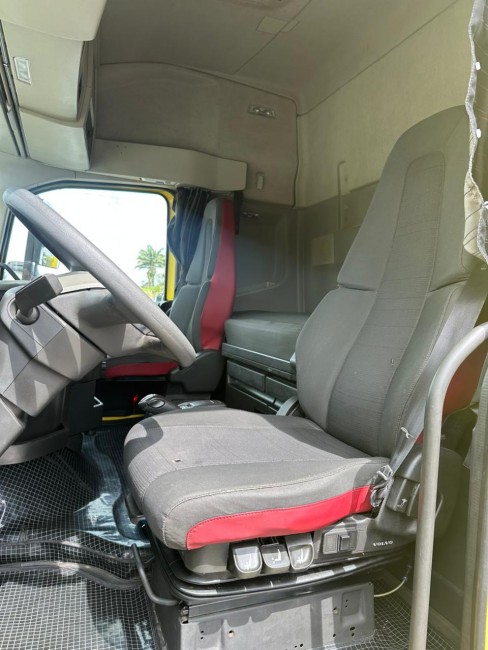Volvo FH460 Globetrotter 6x2 2018