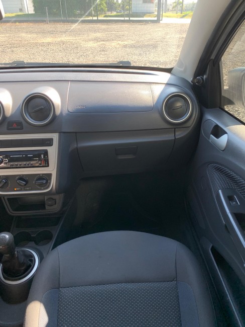 VW Gol City Trend 1.6 MI 2015