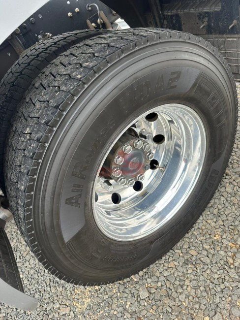 MB Axor 1933 4x2 2021