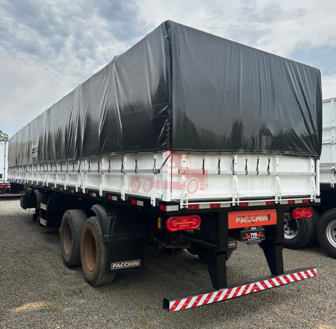 Carreta Graneleiro Facchini 4 eixos 2023