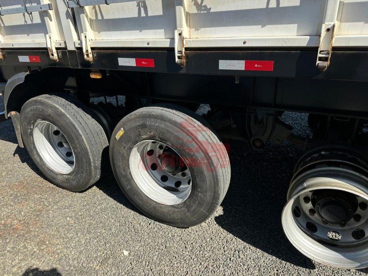 Carreta Graneleiro Facchini 4 eixos 2022