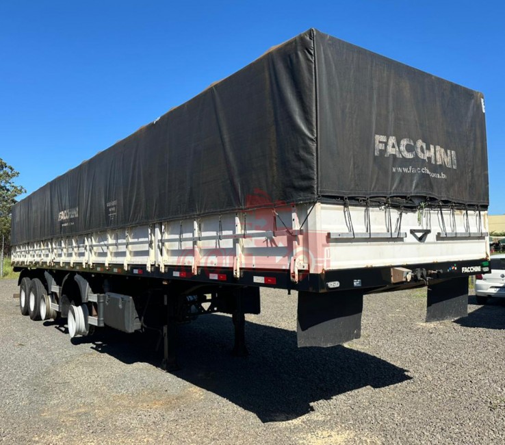 Carreta Graneleiro Facchini 4 eixos 2022