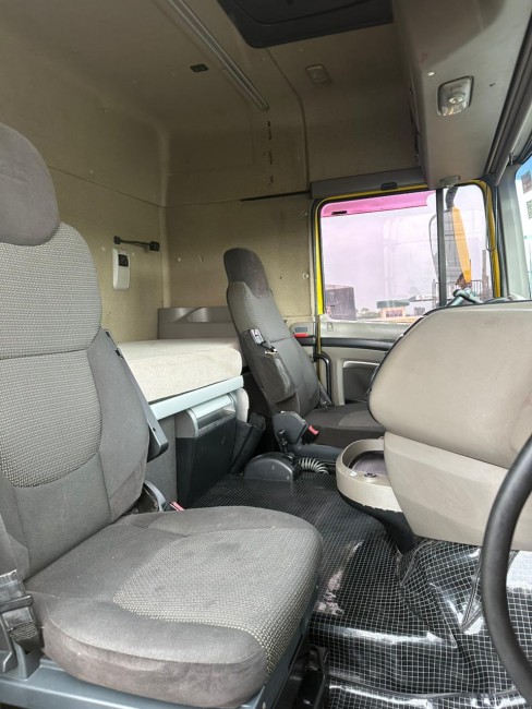 DAF XF 105 FTS 460 6x2 2017