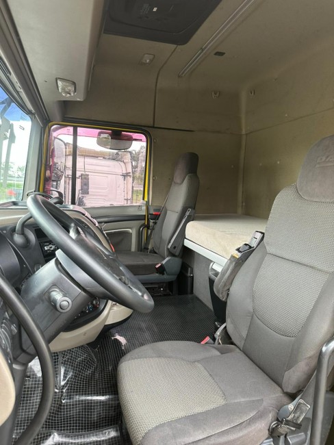 DAF XF 105 FTS 460 6x2 2017