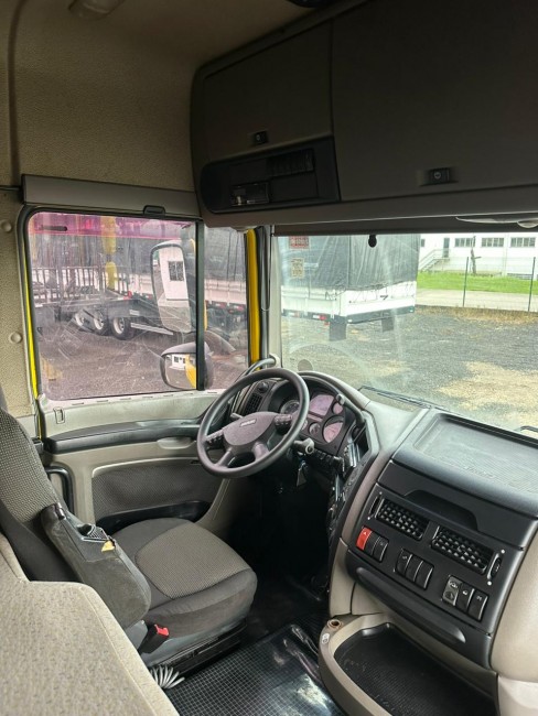 DAF XF 105 FTS 460 6x2 2017