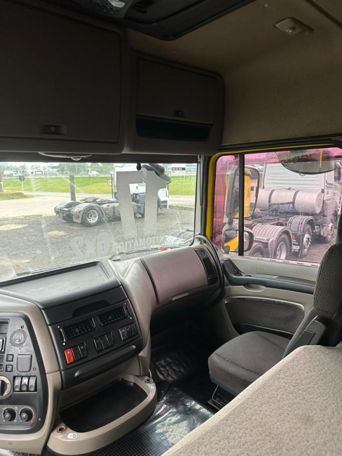 DAF XF 105 FTS 460 6x2 2017