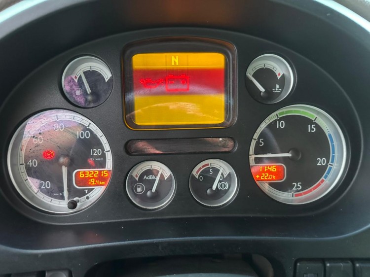 DAF XF 105 FTS 460 6x2 2017