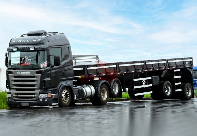 Scania R500 V8 6x2 Highline 2009 + Librelato 2 eixos 2024
