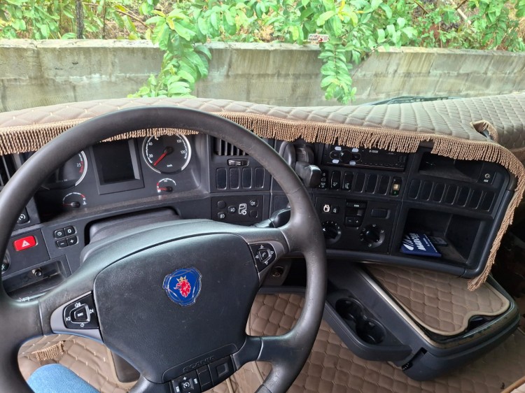 Scania R400 6x2 2013