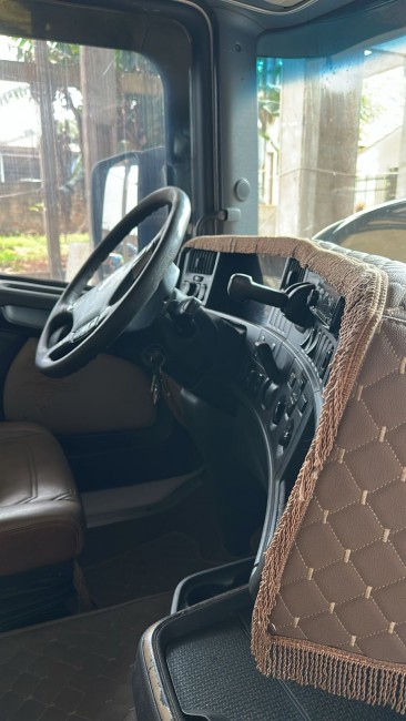 Scania R400 6x2 2013