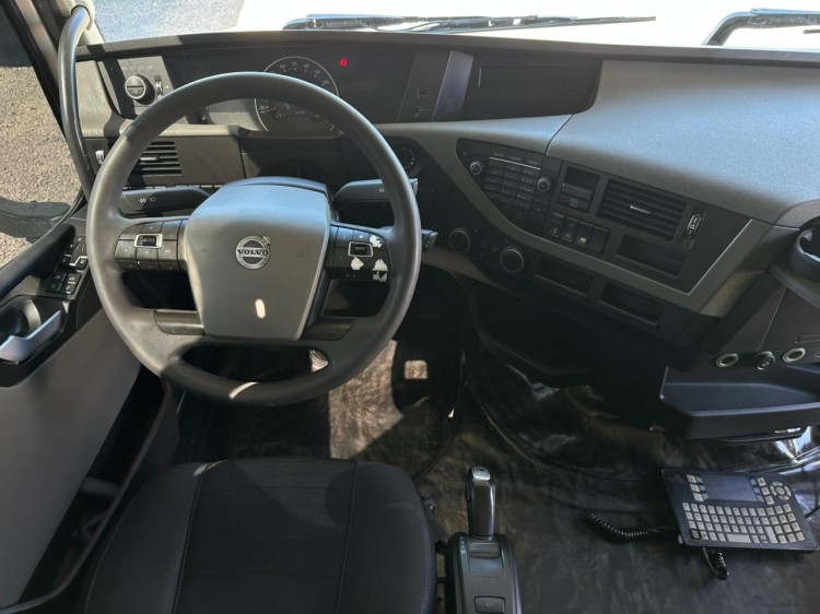 Volvo FH460 6x2 Globetrotter 2020