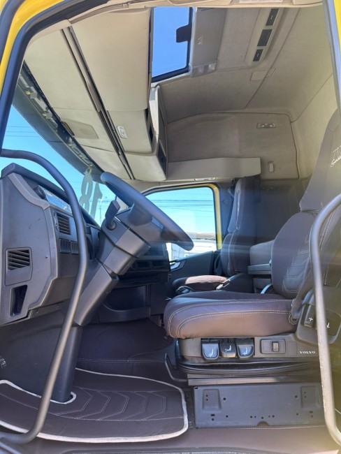 Volvo FH460 Globetrotter 6x2 2018