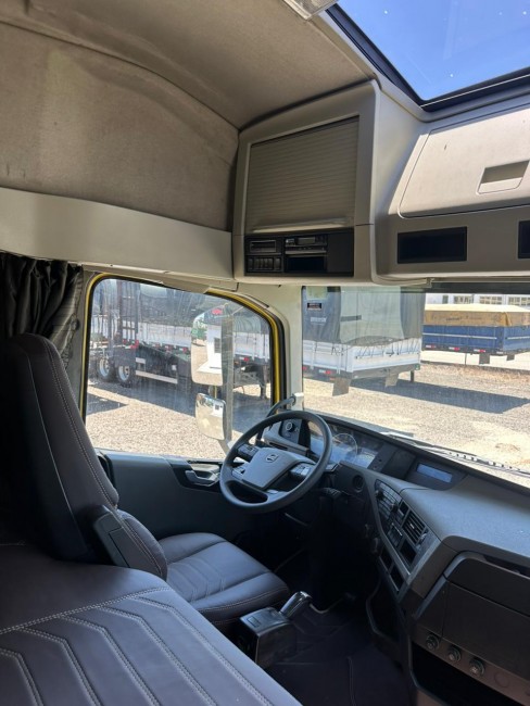 Volvo FH460 Globetrotter 6x2 2018