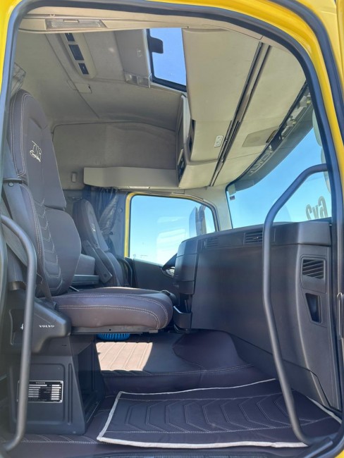 Volvo FH460 Globetrotter 6x2 2018