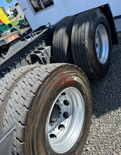 Volvo FH460 6x2 Globetrotter 2020 + Guerra 2012