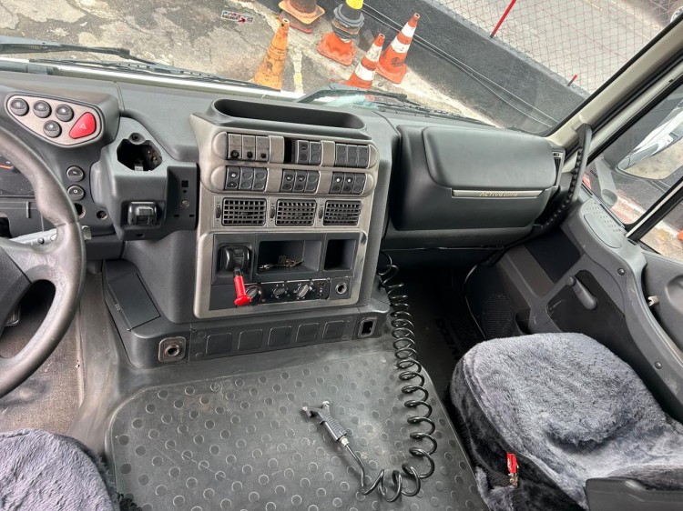 Iveco Stralis 360 Eurotronic 4x2 2014