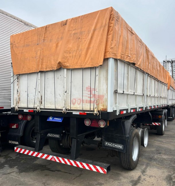 Bitrem Graneleiro Facchini 2008