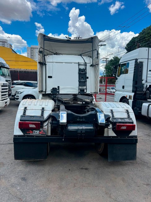 Scania P64 260 4x2 2000