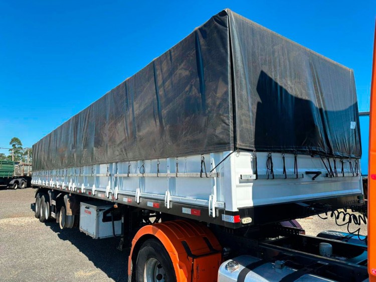 Carreta Graneleiro Facchini 4 Eixo 2023 