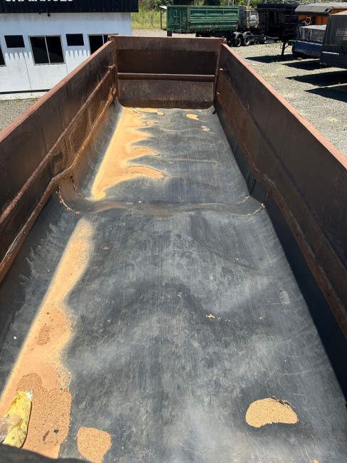 Caçamba Pastre LS 2016 