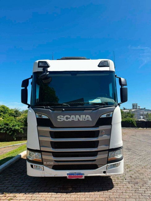Scania R450 6x4 2022