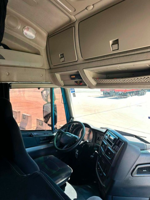 Iveco Hi-Way 440 6x2 2019