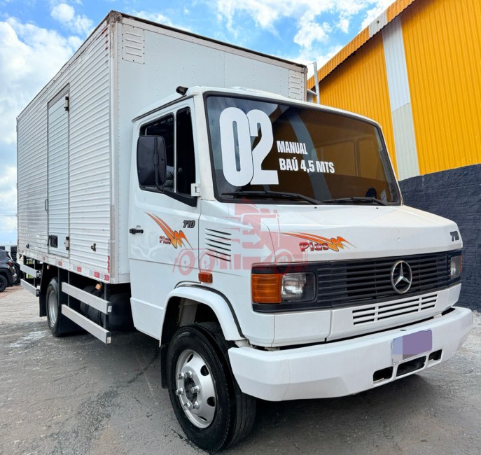 MB 710 PLUS 4x2 2002