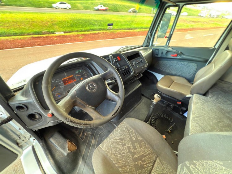 MB Atron 1635 4x2 2013 