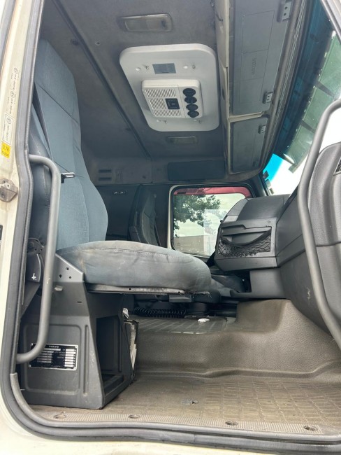 Volvo FH440 6x2 2010