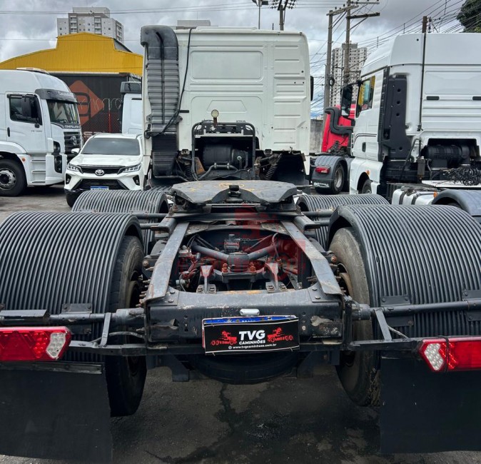 Volvo FH440 6x2 2010