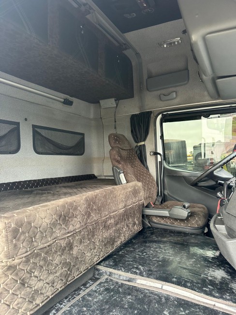 MB Axor 2544 6x2 2014