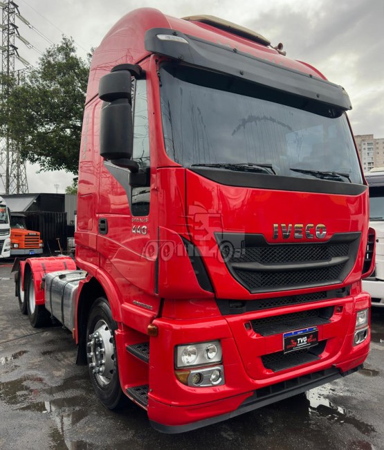 Iveco Hi-Way 440 6x2 2014 