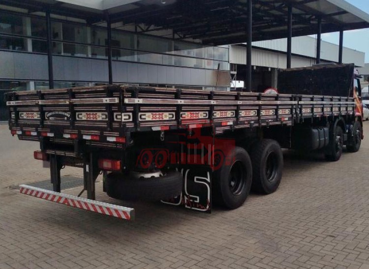 Volvo VM330 8x2 2022