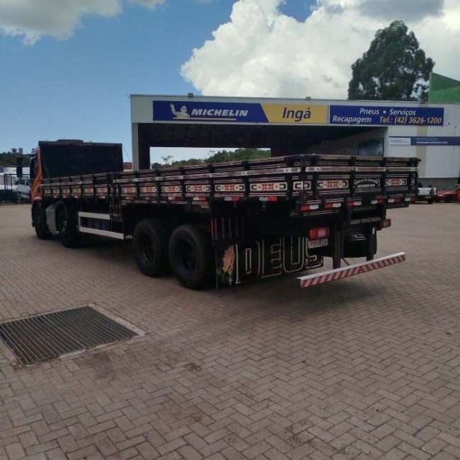 Volvo VM330 8x2 2022